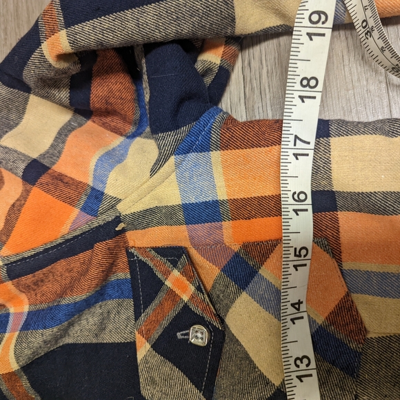 New, no tags, faux fur lined w's flannel, super soft size xs - Picture 6 of 6